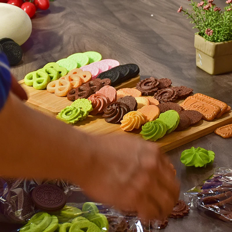 Simulation cookies for children simulation accessories photography fake biscuits early education DIY 3 pcs/lot food model food photography props kitchen food toys donut photography props fake food prank toys