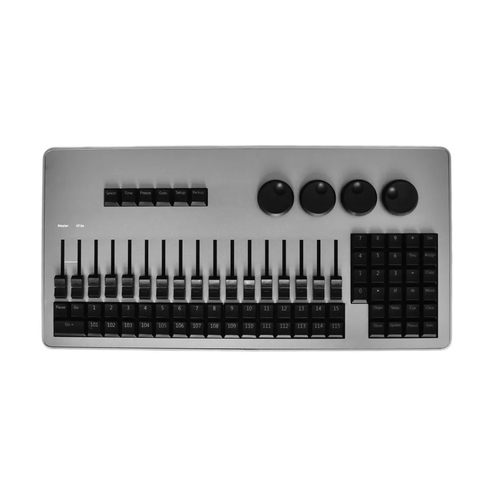 

Новейший контроллер освещения Grand ma2 на ПК Command Wing mini dmx