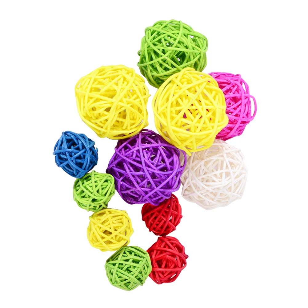 Primary Color Sepak Takraw Parrot Chewing Toy Ball Pet Bird Foot Scratching Toy 10pcs