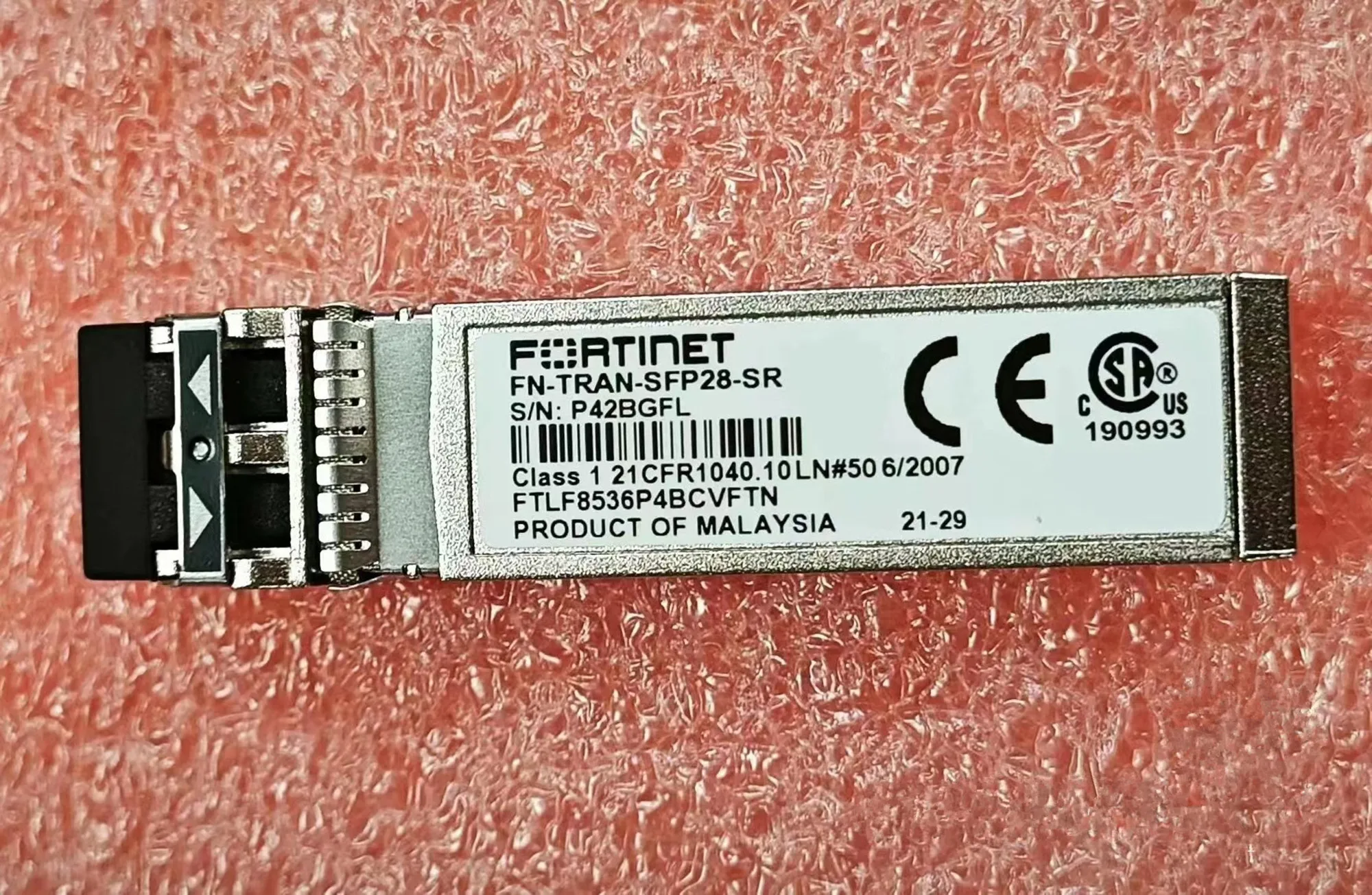 

FORTINET SFP Optical Switch 32GB FN-TRAN-SFP28-SR FTLF8536P4BCVFTN 32G Transceiver SFP
