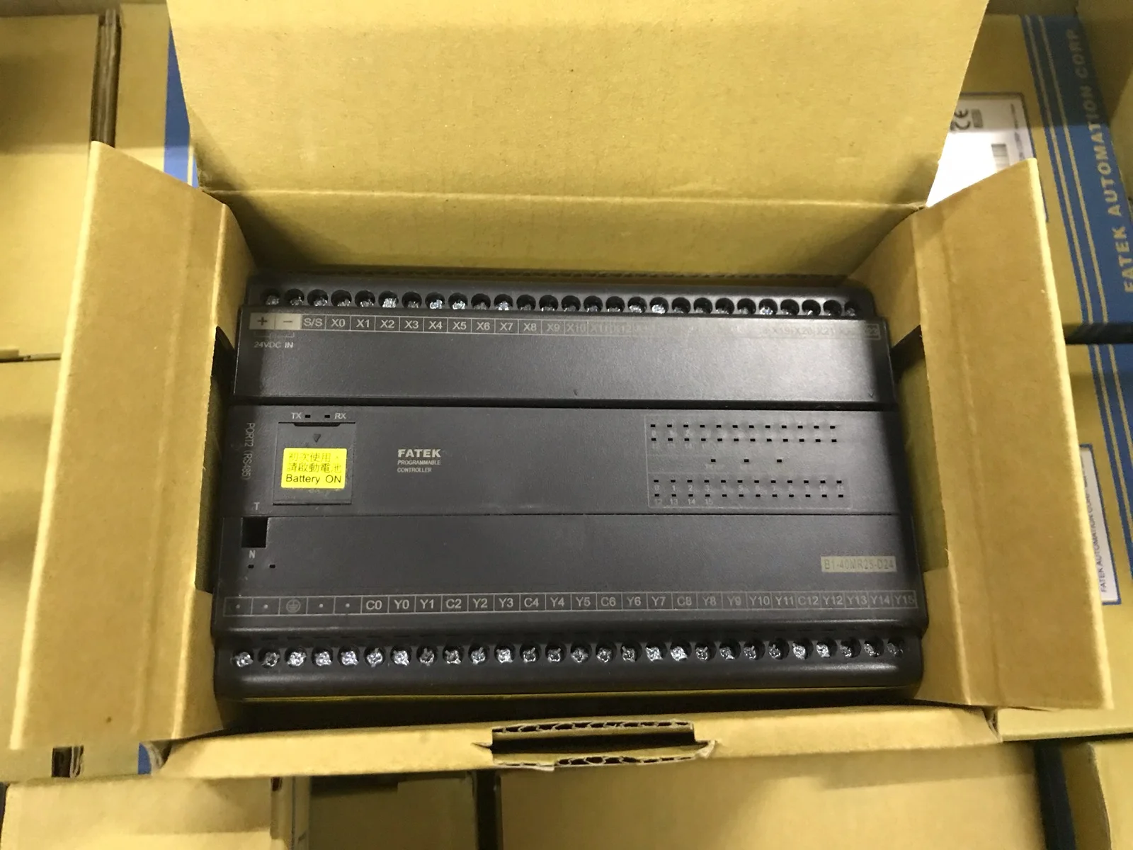 

New And Original Taiwan Yonghong FATEK B1-40M4T2-D24, With A Three-year Warranty