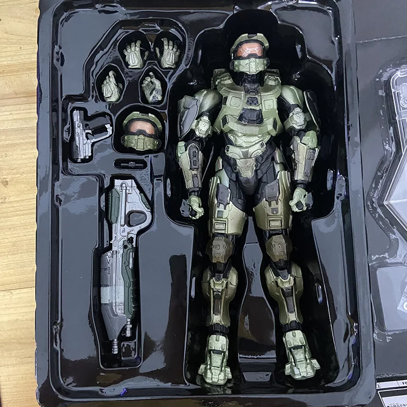 Hot Toys Master Chief HALO MASTER CHIEF 1/6 Scale Figure