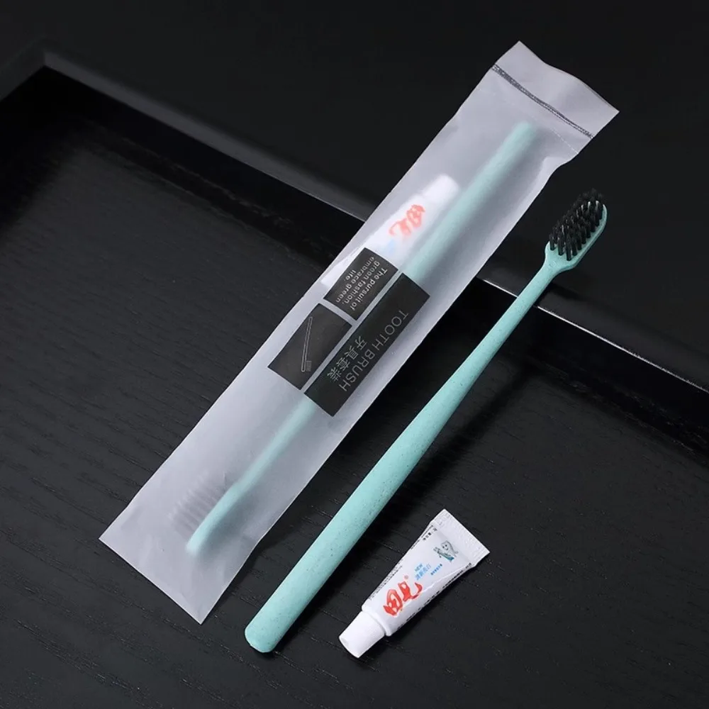 

Plastics Tootpaste Items Practical 2-in-1 Convenient Tootbrush Tootpaste Set Hotel Toiletries Set