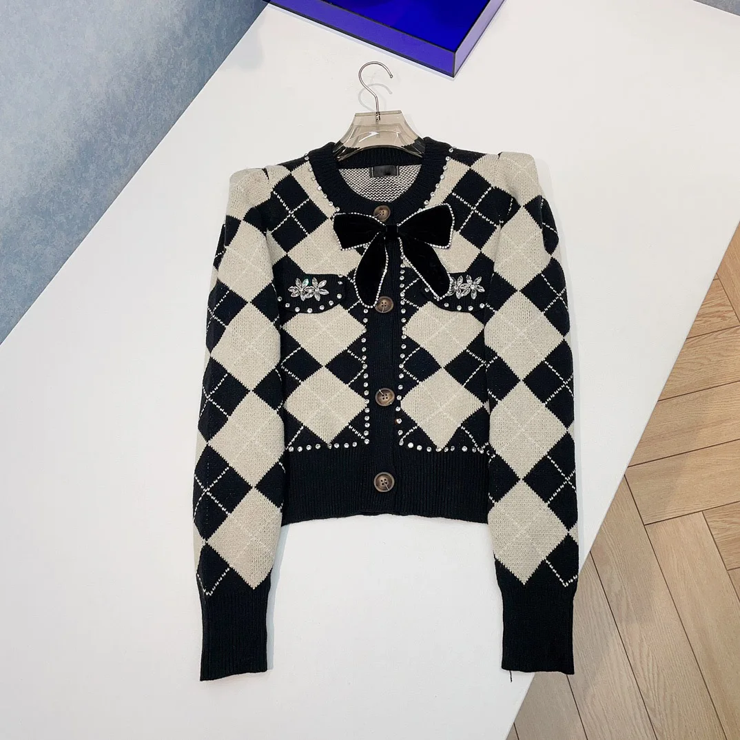 

2023 Women's Clothing High quality rhombus color block short cardigan Autumn Winter New 1.2301