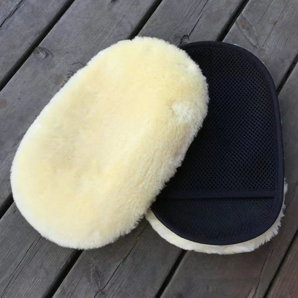 Car wash gloves Car cleaning supplies Wool fleece thickened car wash gloves wiping and waxing