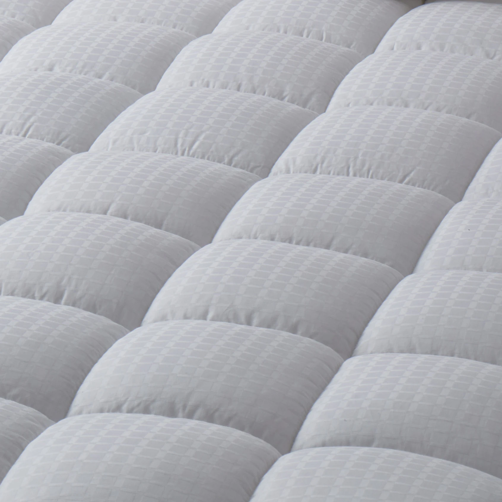 Grid Mattress Protector with Deep Pockets Soft And Breathable Bedroom Essentials Quilted Texture Breathable Cotton Mattress Prot