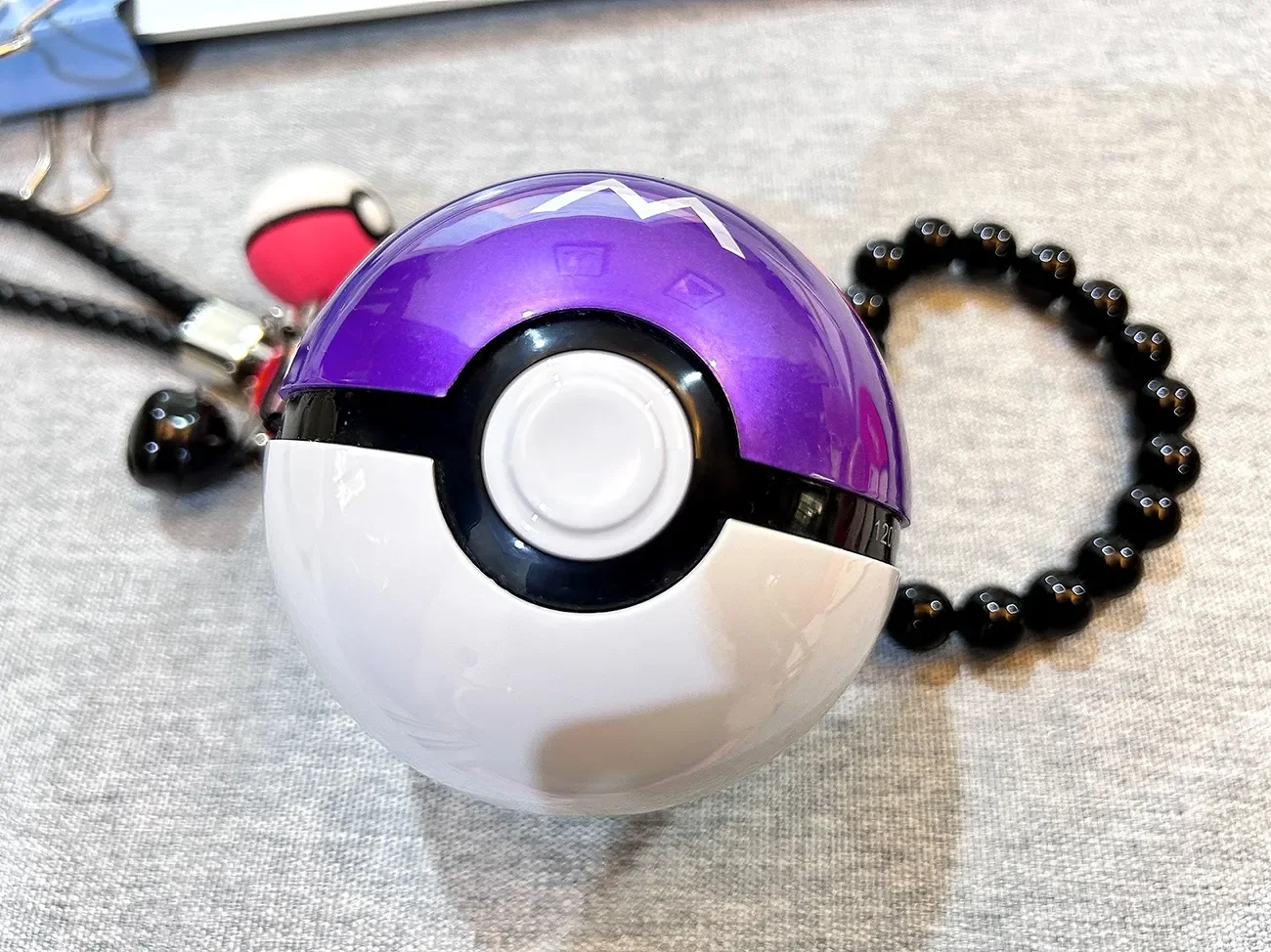 Pokemon Ball Mobile Phone Power Supply Cartoon Pocket Ball Large Capacity 12000 Mah Power Bank Anime