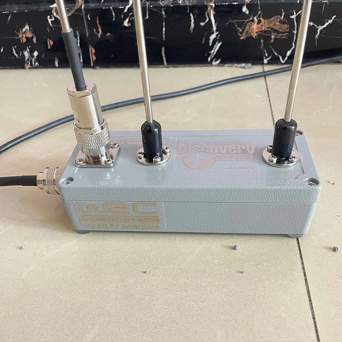 

Новинка, двухдиапазонная антенна VHF UHF, тонкая антенна JIM с высоким коэффициентом усиления 9 дБ