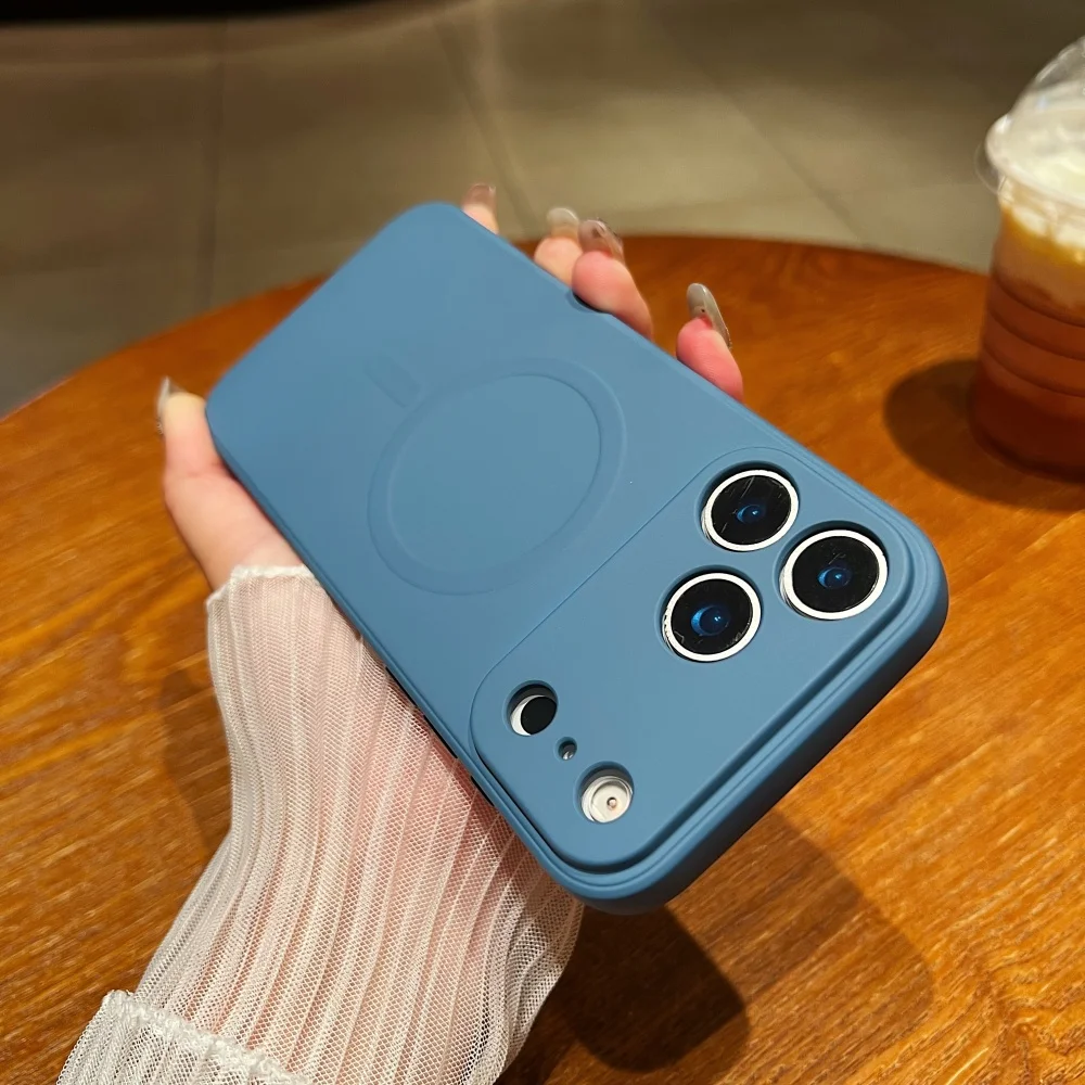 Luxury Soft Liquid Silicone Magnetic Solid Color Matte Slim Phone Case