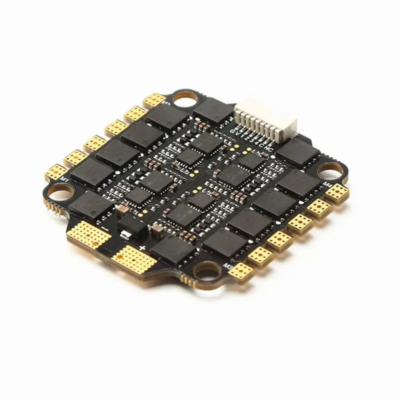 ESC 4-en-1 45A/60A BLHeli_S DShot600 installé dans un drone FPV, fixé sur un cadre en carbone.