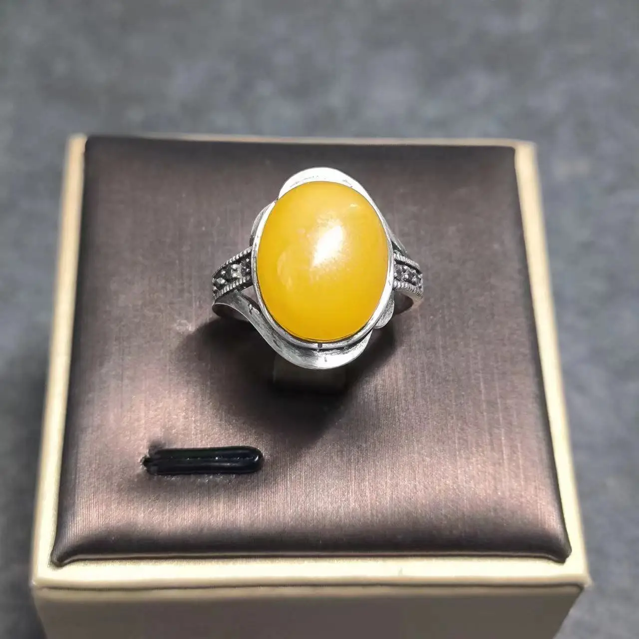 

1pcs/lot Natural Amber Ring yellow S925 Sterling Silver Inner diameter 18mm Beautiful and high quality precious accessories taki