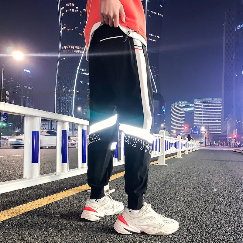 

Reflective Cargo Pants Men Hip Hop Loose Multi-pocket Patchwork Trousers Male Streetwear Casual Joggers Mens Techwear Sweatpants