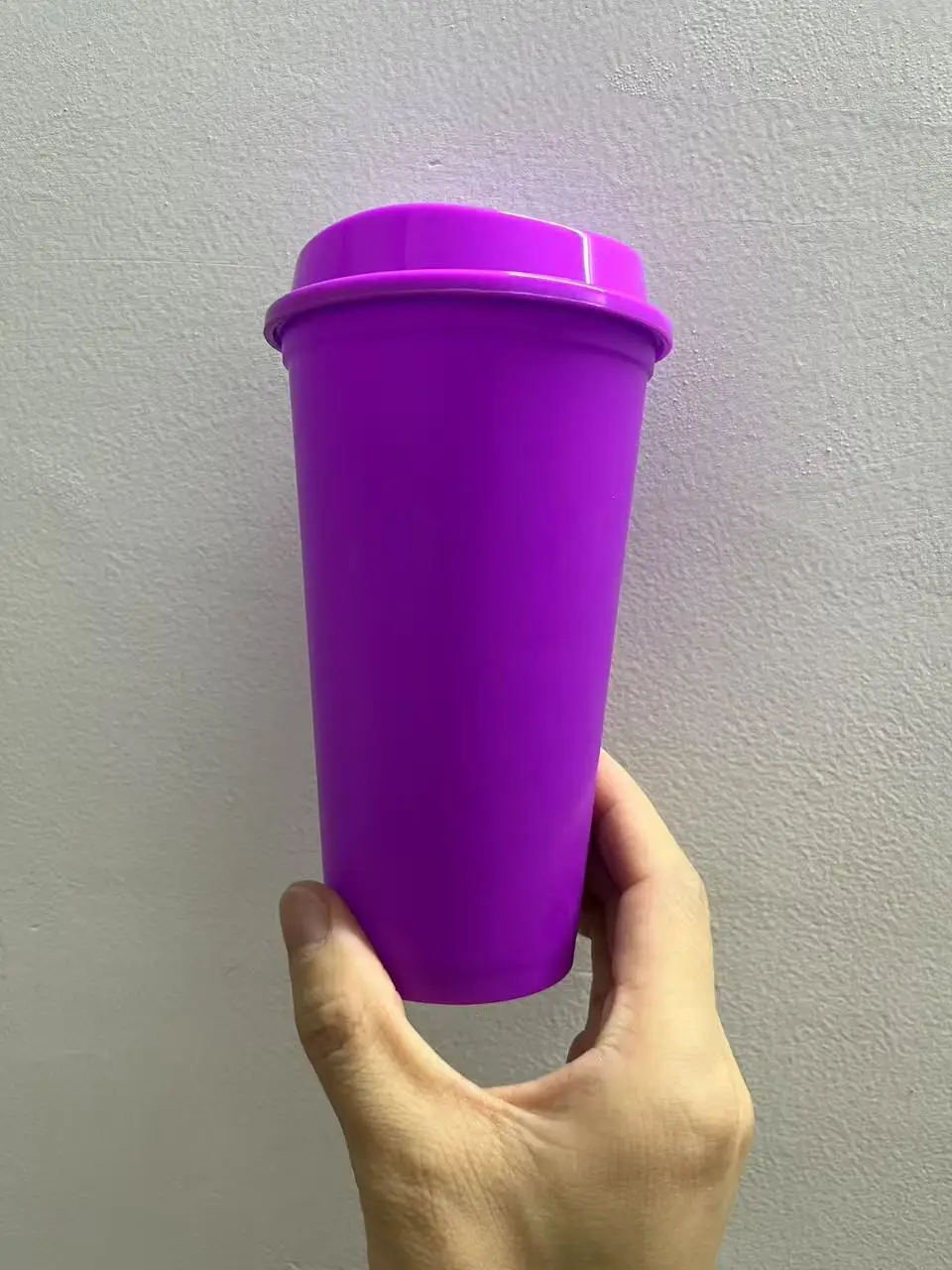 Eco-Friendly Reusable Travel Coffee Mug - BPA-Free Plastic, 16oz Capacity