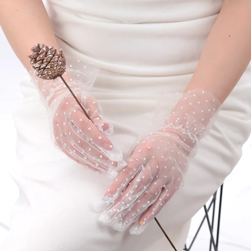 Women Sexy Lace Gloves Transparentes Dot Mesh Short Tulle Mittens Club Prom Party Dancing Fishnet White Dress Breathable Glove