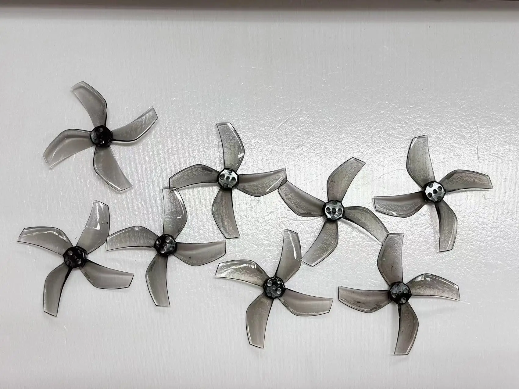 4 Paar 8 Stück GEMFAN D51 2020 2x2x4 2 Zoll 50,3 mm 4-Blatt-PC-Propeller 1,5 mm für RC FPV Racing Freestyle Tinywhoop BETA85X Drohne – Detail 4