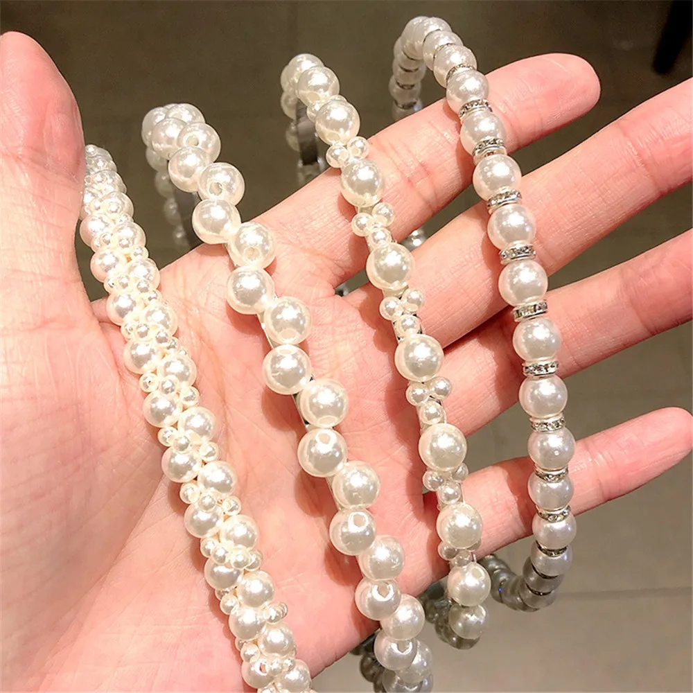 CAVETEE Diadema De Fútbol Para Mujer, Diadema Anudada Con Diamantes De Imitación De Color Rojo Y Perlas De Imitación, Diadema Con Nudo Superior, Regalos Para Fanáticos De Los Deportes