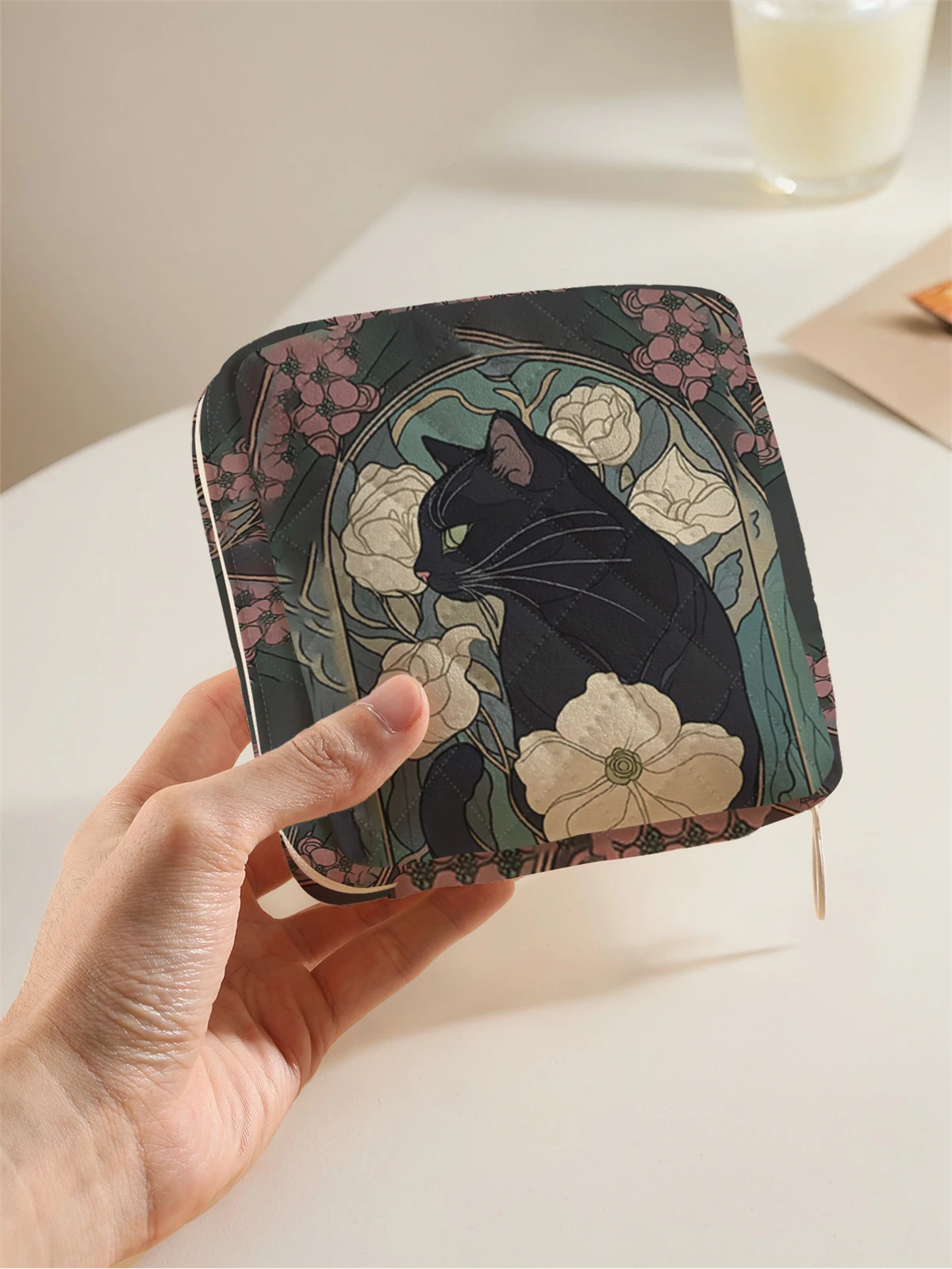 1 portable sanitary napkin storage bag with cat flower pattern and diamond mesh material, lightweight women's tissue bag