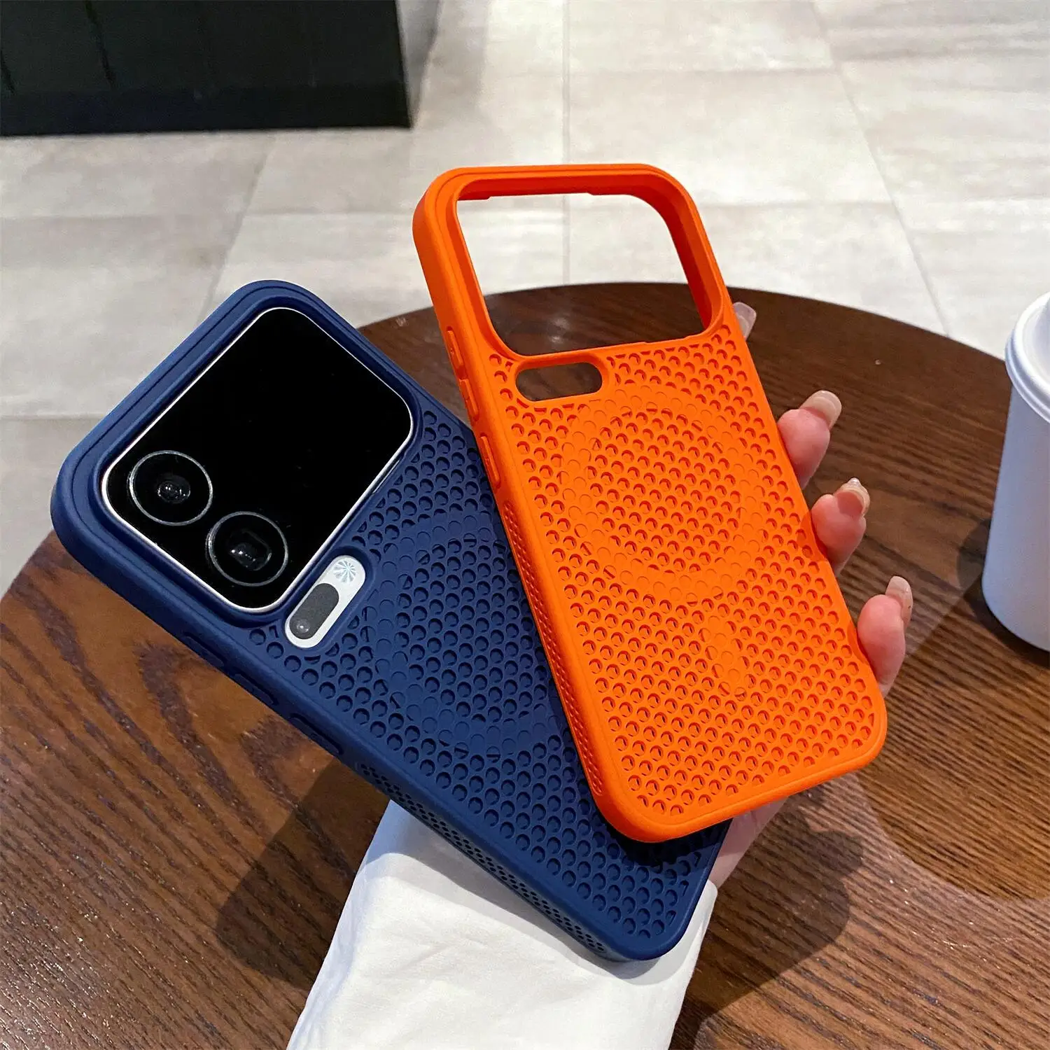 Honeycomb Mesh Heat Dissipation Phone Case with Magsafe Magnetic Hard Back and Silicone Cover