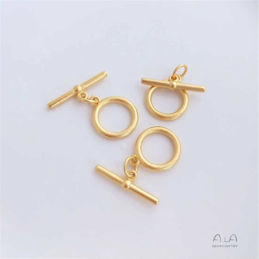 Рисунок 2 - Золотая круглая пряжка для браслетов