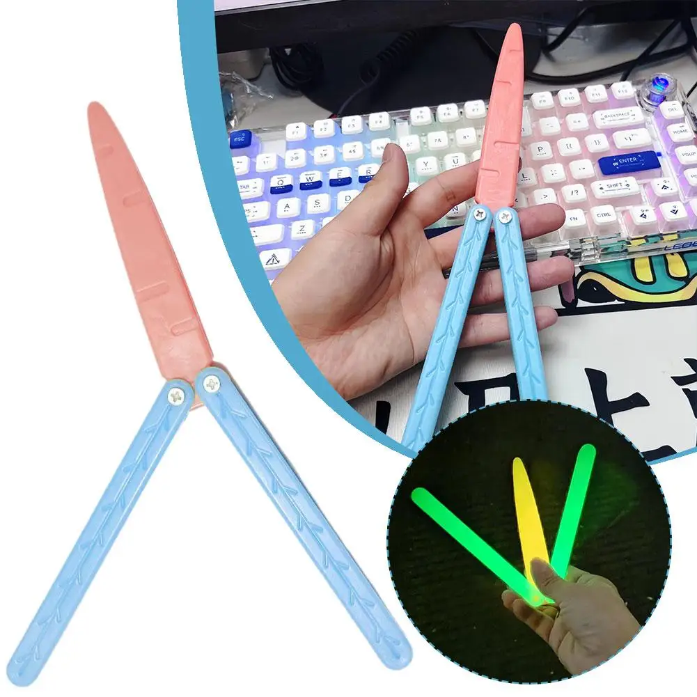 3D Printing Glowing Radish Butterfly Knife Mini Toy Push Gravity Carrot Gift Card J5E9 fidget toys anti stress toys mini fingertip toy