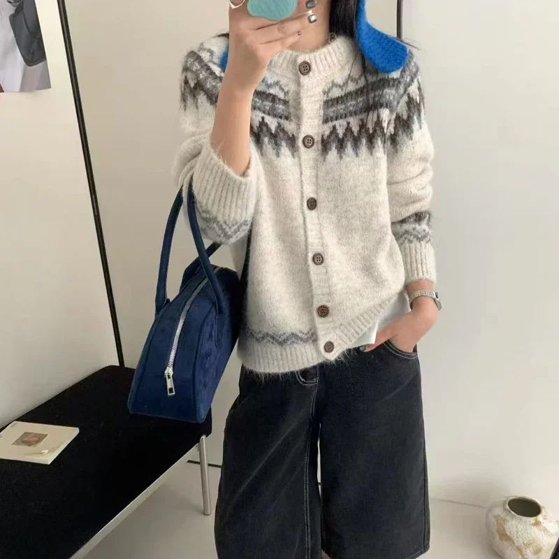 Retro New Autumn and Winter Women's Long-sleeved Crew Neck Cardigan Long-sleeved Sweater Fashionable and Casual Knitwear Jacket