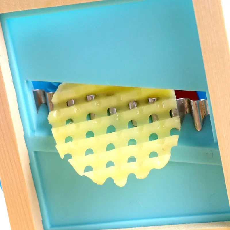 Vegetable Cutter Fruit Cutter Potato Chip Grater French Fries Cutter Vegetable Crinkle Slicer Knife Chopper Chip Kitchen Accessories