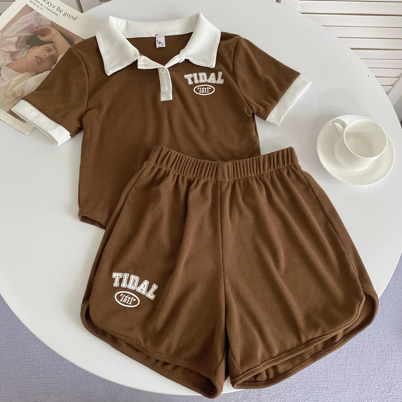 

Summer New Fashion Casual Two-piece Women's All-match Polo Neck Short-sleeved Letter T-shirt + Elastic Waist Sports Shorts Tide