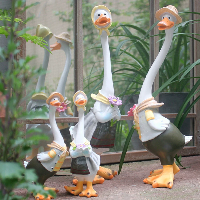 

New Garden Statue Resin Duck Craft Figurine Duck Family Members Outdoor Garden Decorative Art Animal Sculpture Modern Home Decor