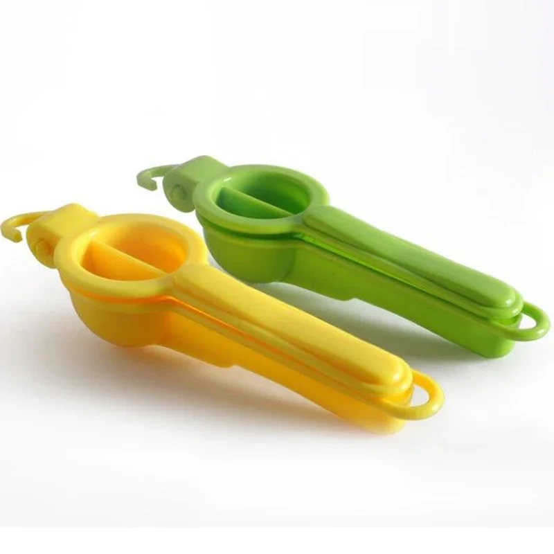Portable Lemon Squeezer Manual Fruit Juicer Citrus Press Kitchen Tools Mini Blender Hand Press Lemon Juicer Orange Squeezer