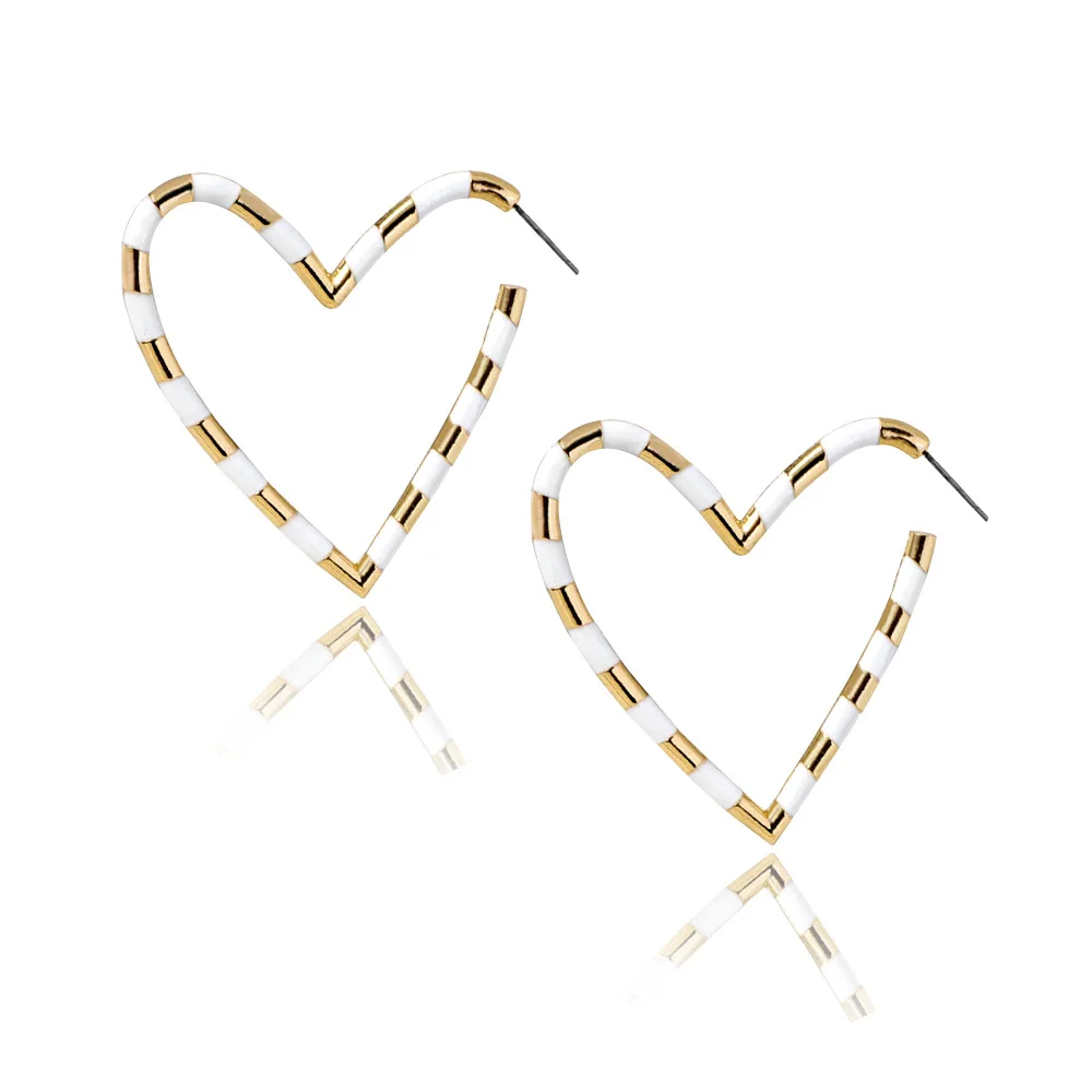 

CHE3 Acrylic Heart Stud Earrings for Women Leopard Dots Bohemia Earrings Jewelry Accessories Gifts