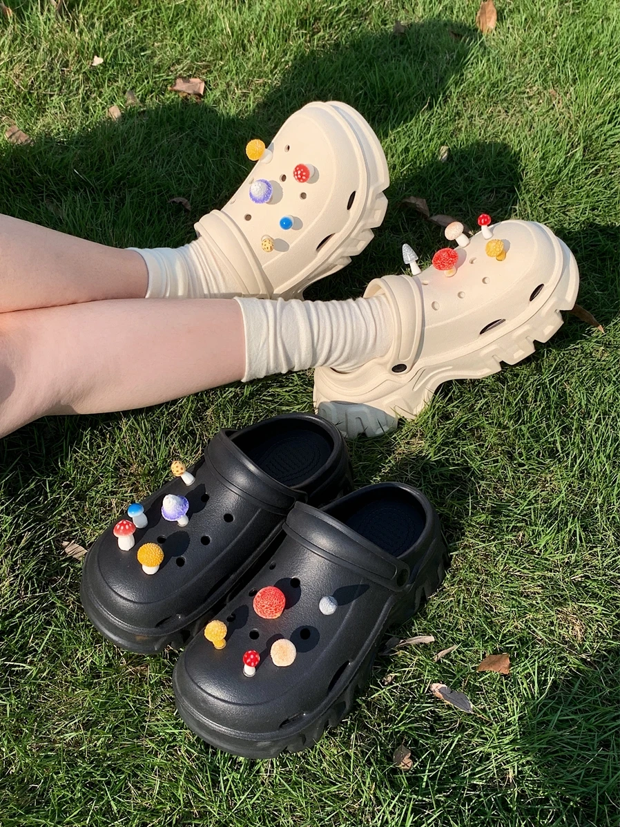 Cute Mushroom DIY Hole Garden Shoes Women Slippers Thick Soles Height Increase 2024 Summer Women's Sandals