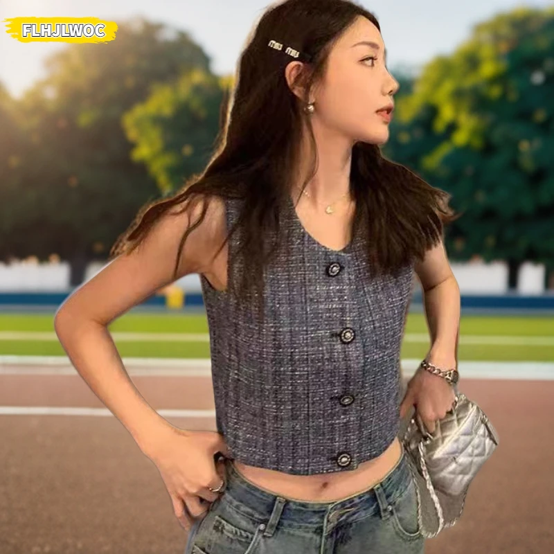 시크한 한국 디자인 하이 스트리트 여성 패션, 귀여운 우아한 오피스 레이디 단추 짧은 코트, 민소매 재킷, 한국 스타일, 2024