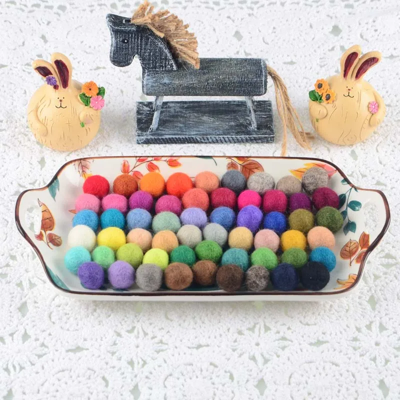 50pcs/lot 2cm DIY Lovelyl Wool Felt Balls Round Wool Felt Balls Pom Poms 20MM