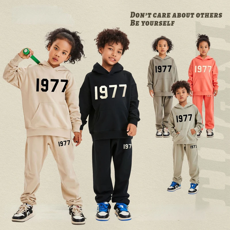 

Kids Clothing 1977 Children's Hoodie+Casual Pants Two-piece Suit Boys Girls Fall Winter Pullover Hooded Sweater Set 100cm-160cm