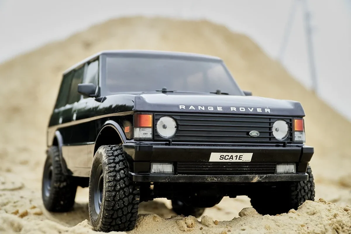 Carisma remote control car Land Rover Range Rover simulation RC climbing car waterproof off-road four-wheel drive vehicle 2