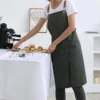 1 piece of waterproof canvas apron with pockets - split skirt design, convenient for walking, very suitable for restaurants, caf 4