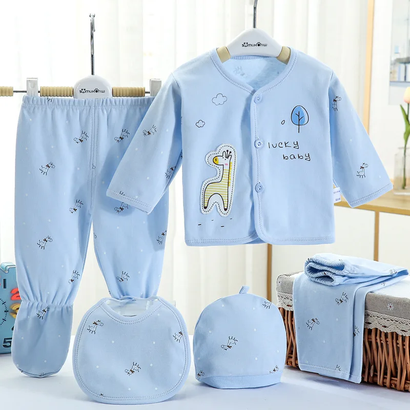Description Picture 4 of item5 Pieces Pajamas Sleeper Set Newborn Baby Grils Boy Giraffe Clothes Print Romper+Pants+Hat Newborn Boy Outfits Set 0-6M