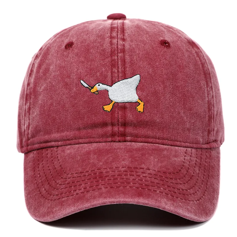 Embroidered baseball cap with goose pattern for men and women, casual and fashionable city style duckbill cap