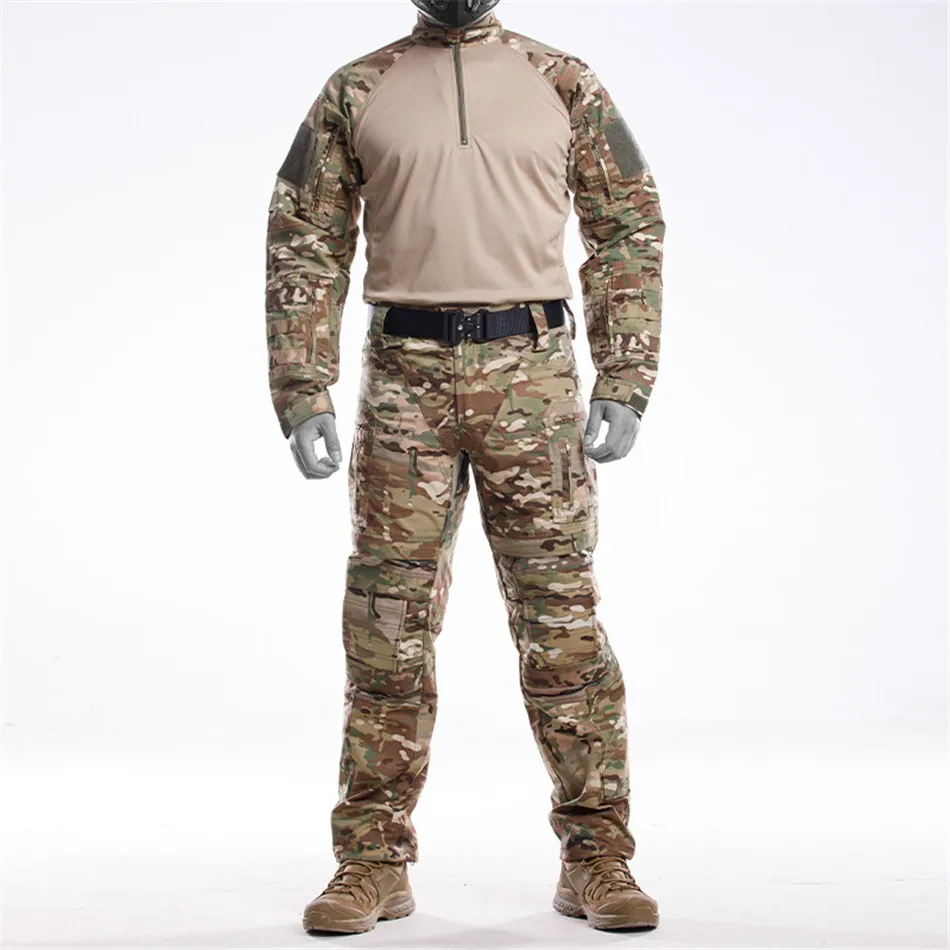Navy SEAL frogman with complete diving gear and weapons in the