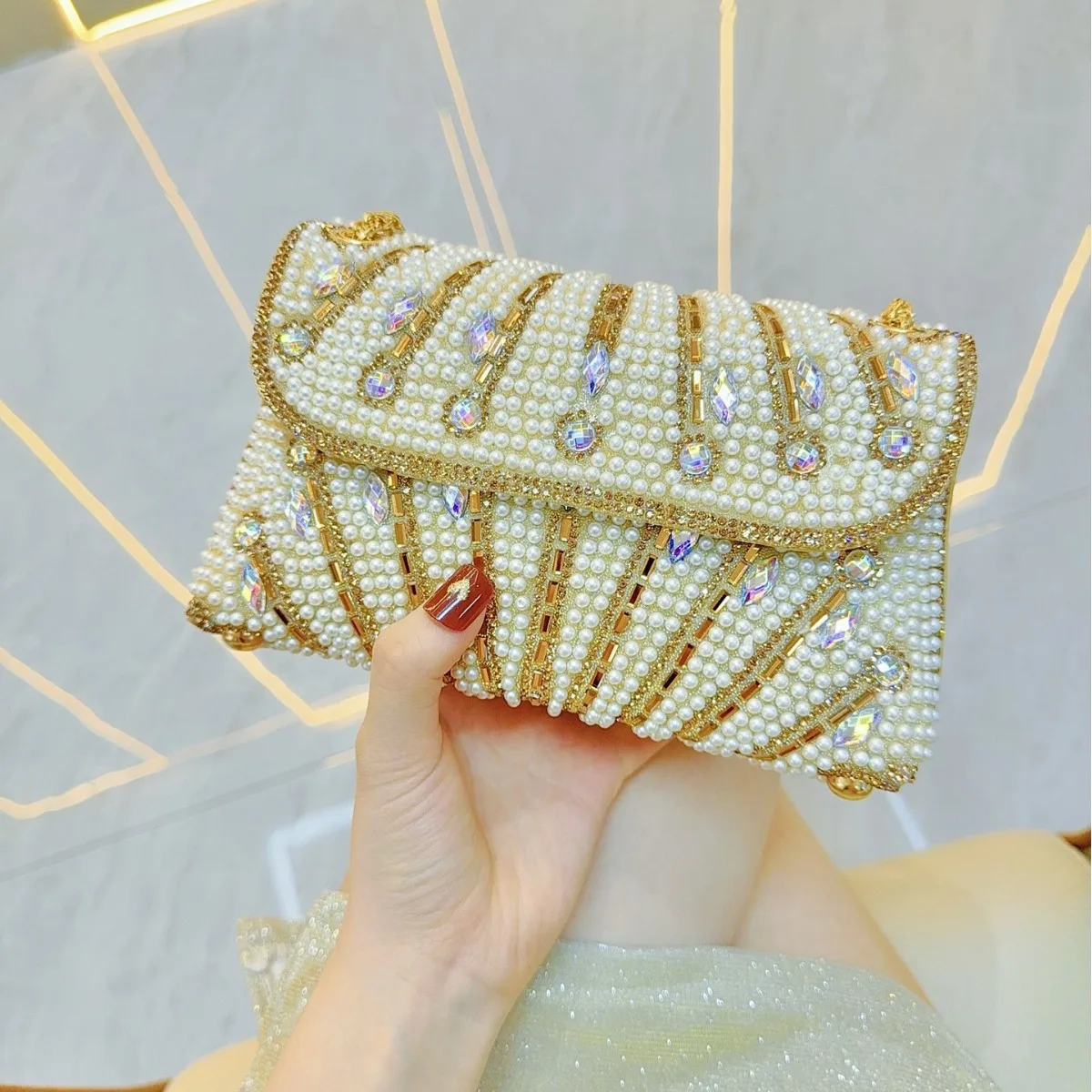 Fashion Luxury Handmade Crystal Pearl Beaded Clutches Handbags For Women Metal Chain Underarm Shoulder Bags Prom Party Handbag