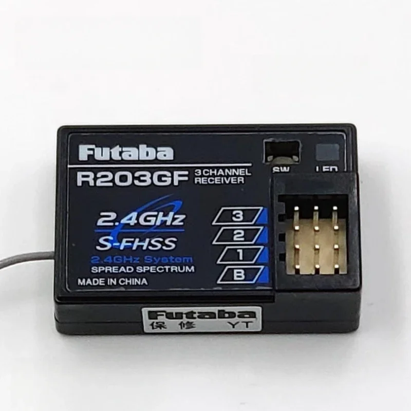 FUTABA R203GF S-FHSS 2.4G Высоковольтный трехканальный приемник для транспортных средств и кораблей thumbnail 3