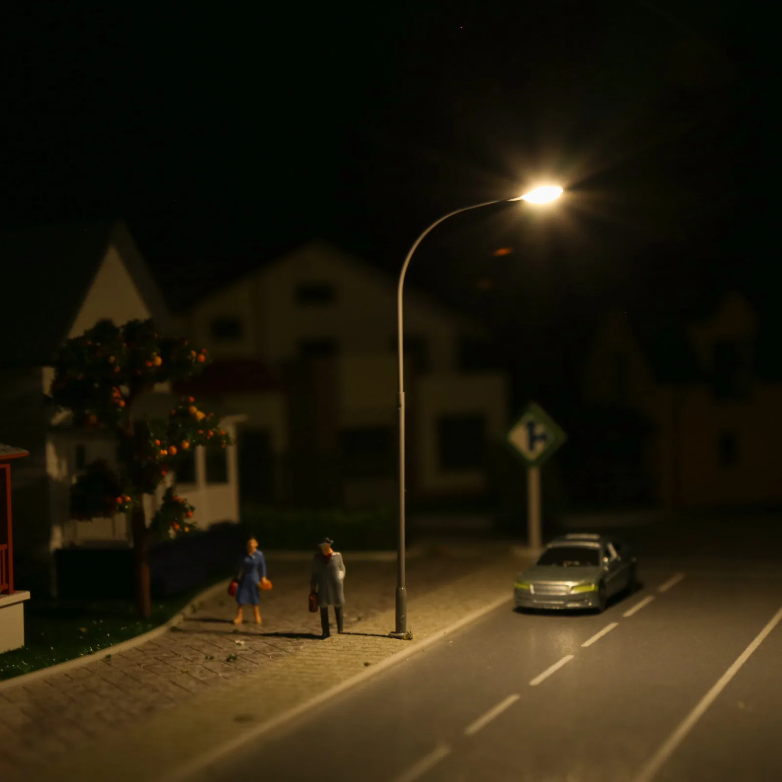 5 Pezzi Modellini Treni Ho Scale 1:87 Lampioni In Metallo Copertura Led Bianco Caldo Ld10Howmgr