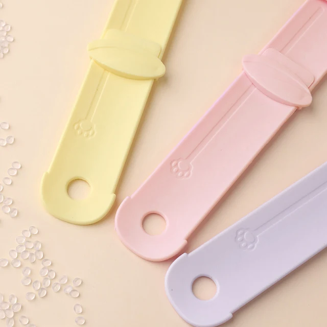 Pet Cat Treat Feeder Nutrient Bar for Cats Squeeze with A Special Spoon Snack Dispenser Cat Supplies Feeding Artifact 3