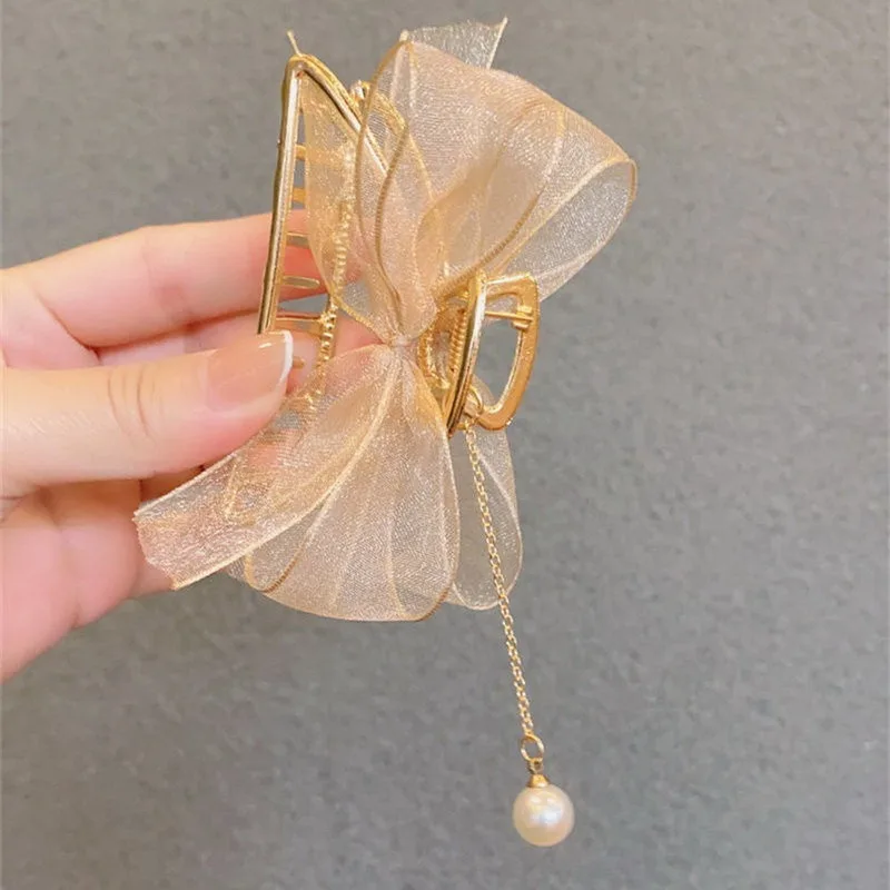 Butterfly Pearl Hair Clip Geometric Metal Hair Claw Gold Hollow Hairpin
