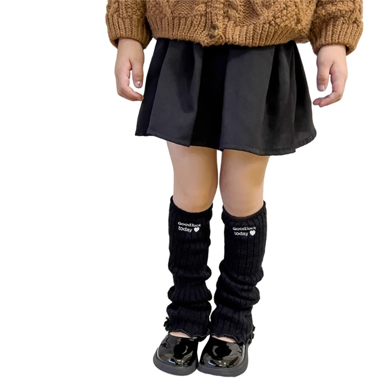 

Comfortable Kids Socks with Delicate Heart Embroidery Charm, Spring Autumn Solid Color Leg Covers Fashion Leg Warmer D5QA