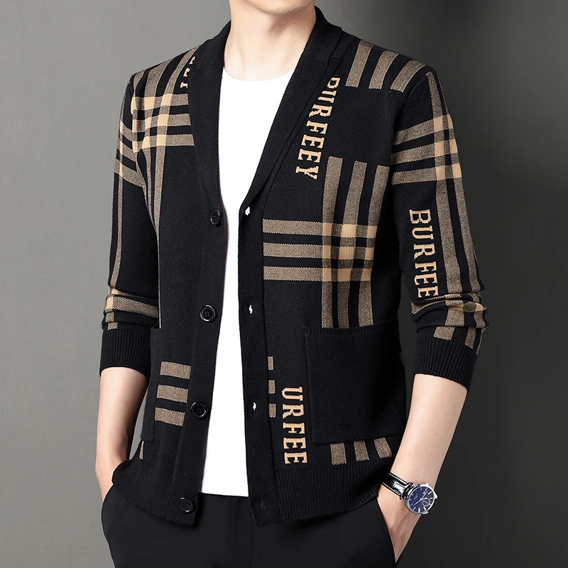 

New Knitted Cardigan Men's 2023 Autumn/Winter Stripe Letter Printing Fashion and Handsome Casual Versatile Knitted Cardigan