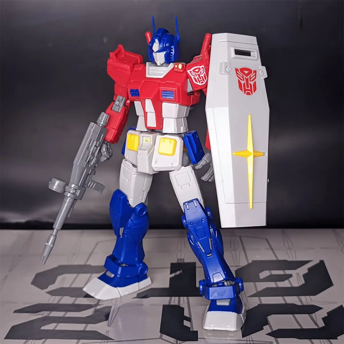 S30f2c5e9c09a44d6a0d62b0cbb2dc487B - Gundam Figure