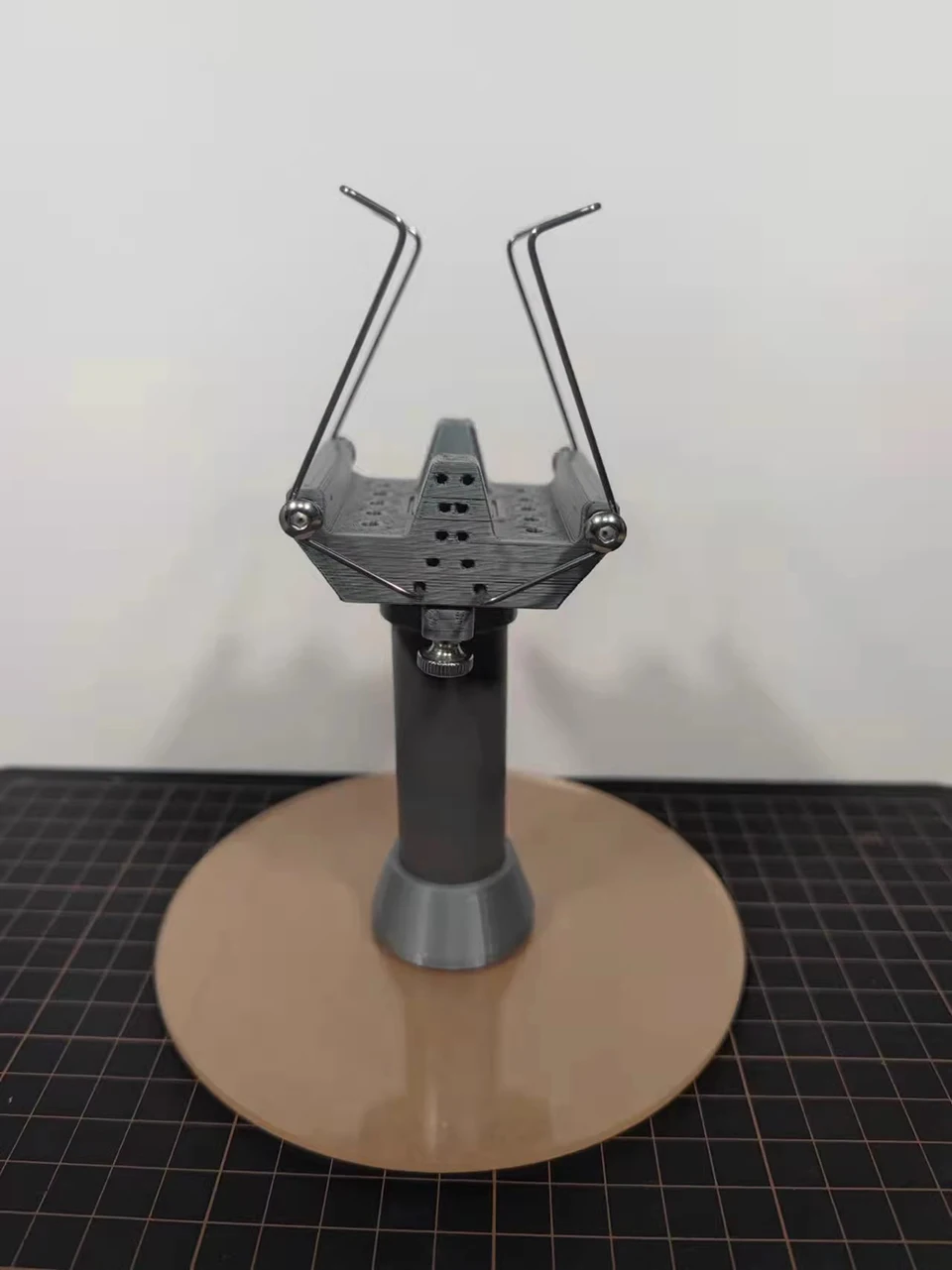 Sprühlack-Drehteller, drehbarer/fester Ständer für Modellmalerei – verstellbare Halterung für Karosserie, Airbrushing, Hobby Craft T08 – Detail 5