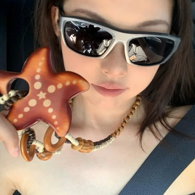 Vintage Boho Ethnic Style Long Handmade Bead Wood Star Pendant Necklace Sweater Chain for Women Fashion Neck Jewelry Party Gifts