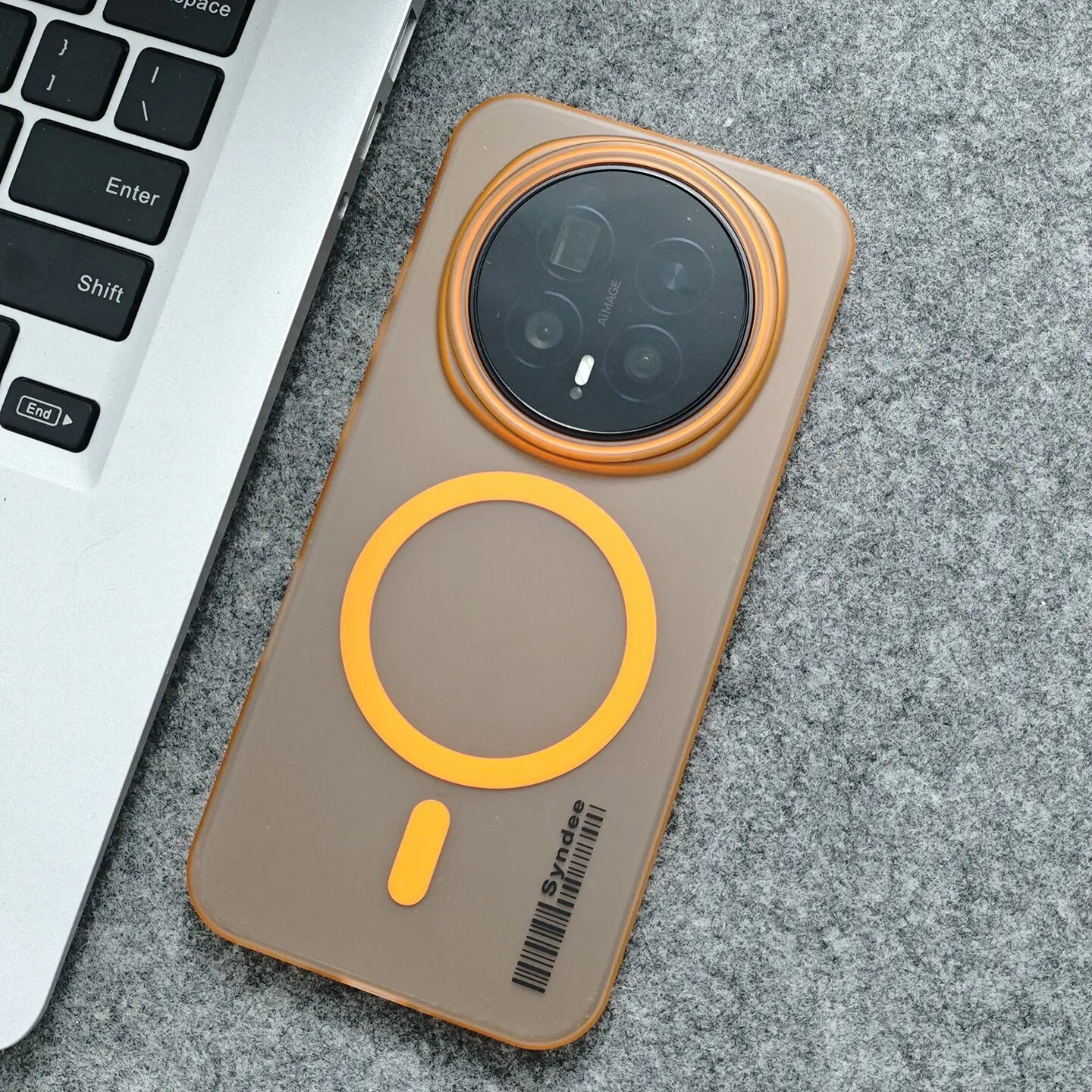 Luxury Skin-Friendly Magnetic Ultra-Thin PC Anti-Fall Shockproof Case Cover